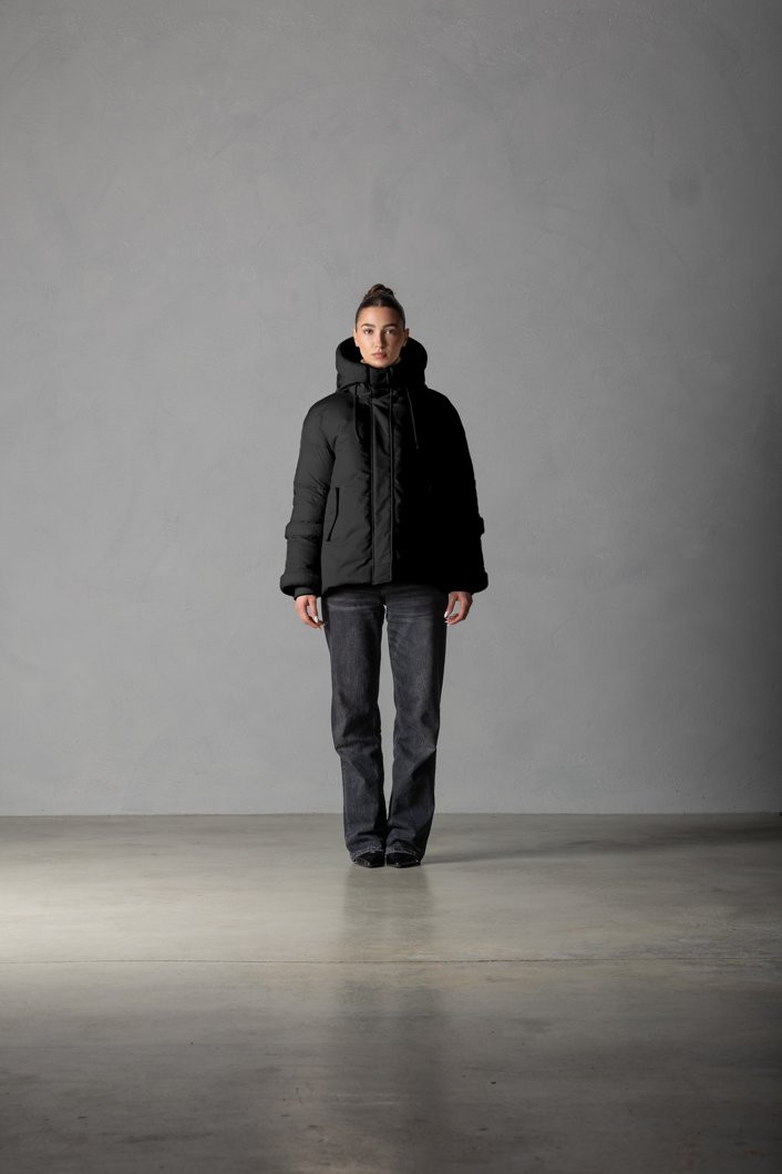 DOWN JACKET - BLACK