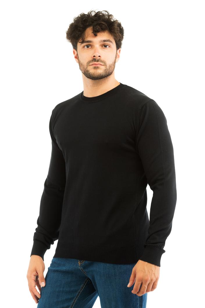 SWEATER - BLACK