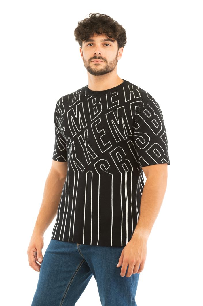 T-SHIRT - BLACK
