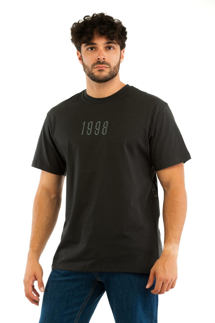T-SHIRT - PIRATE BLACK