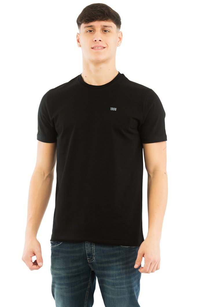 T-SHIRT - BLACK