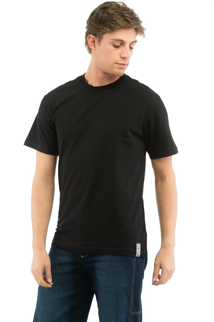 T-SHIRT - BLACK