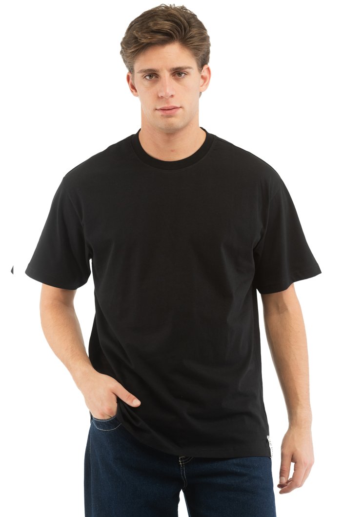 T-SHIRT - BLACK