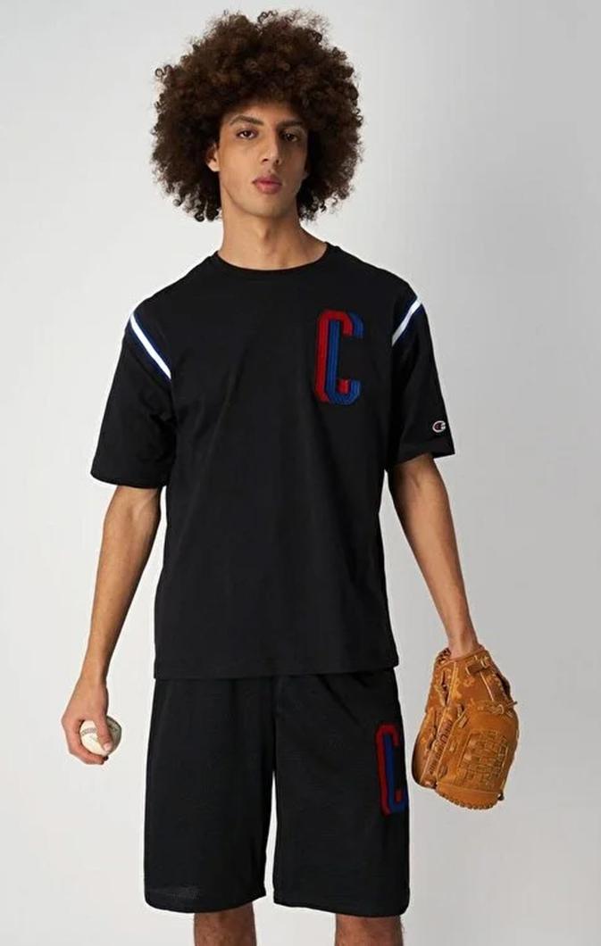 T-SHIRT - BLACK