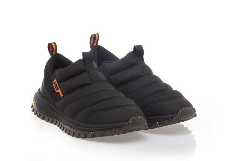 SNEAKERS - BLACK/BRIGHT ORANGE