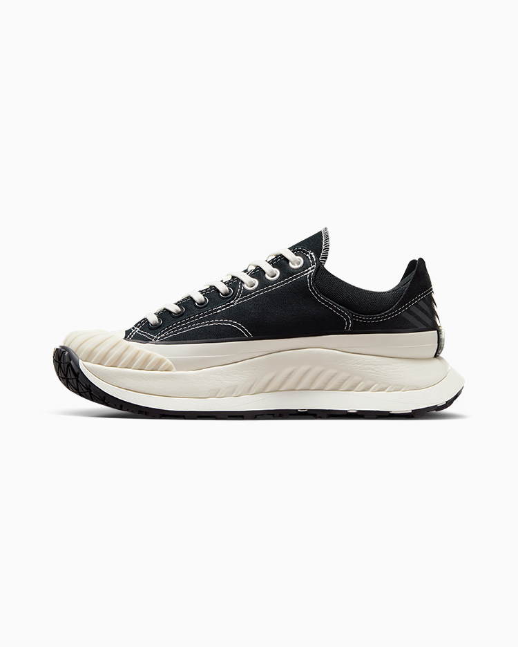 SNEAKERS - BLACK