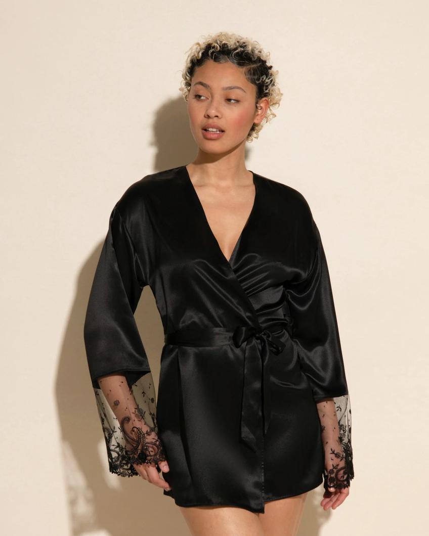 ROBE - BLACK