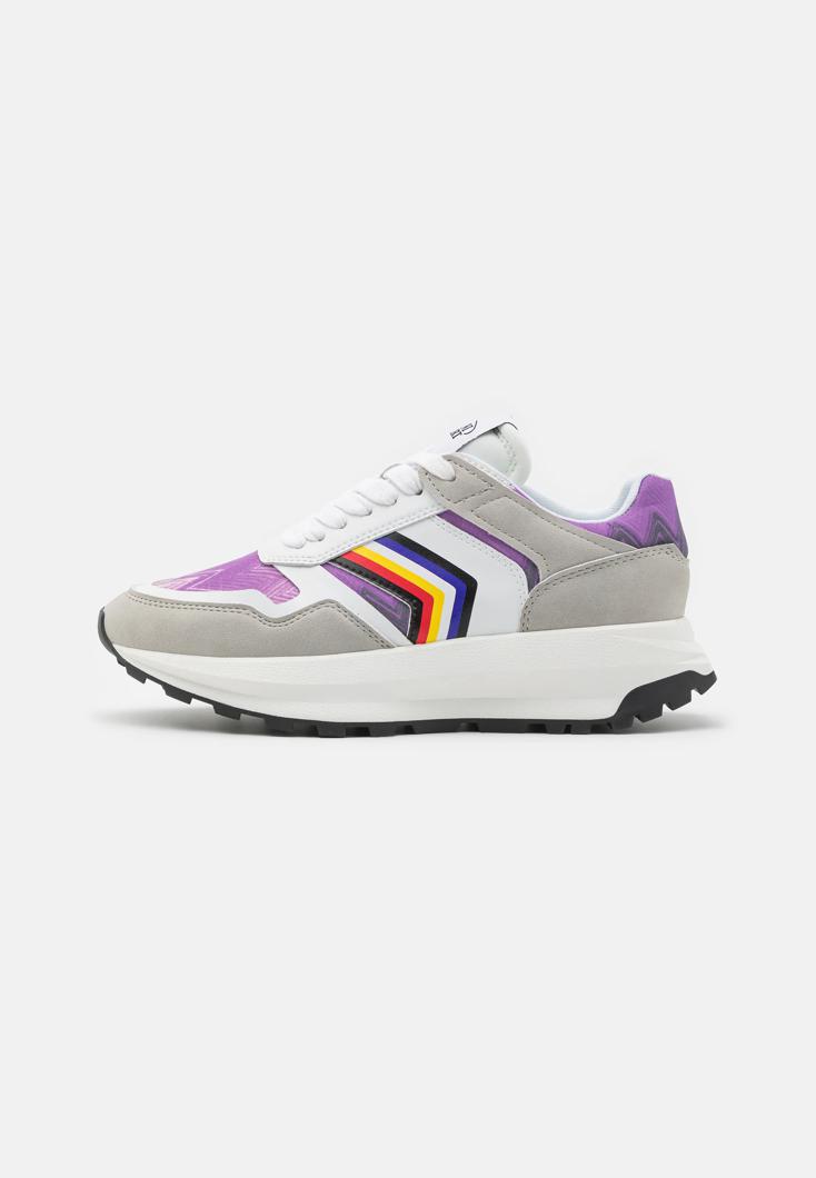 SNEAKERS - WHITE / LILAC