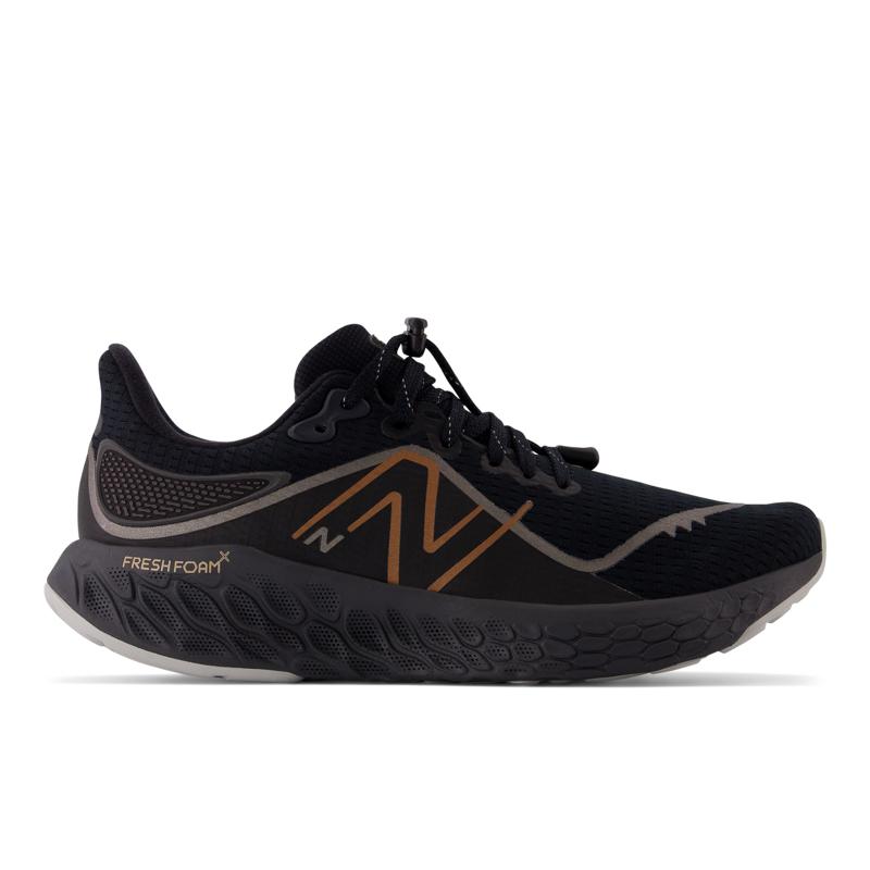 SNEAKERS - BLACK