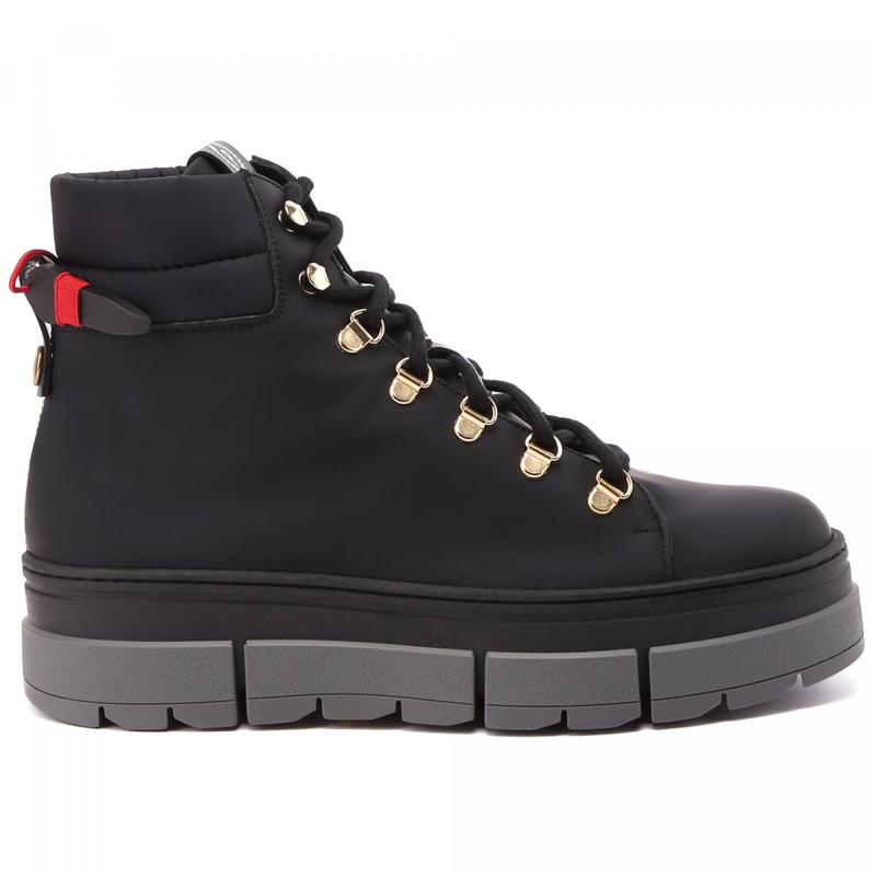 ANKLE BOOTS - BLACK